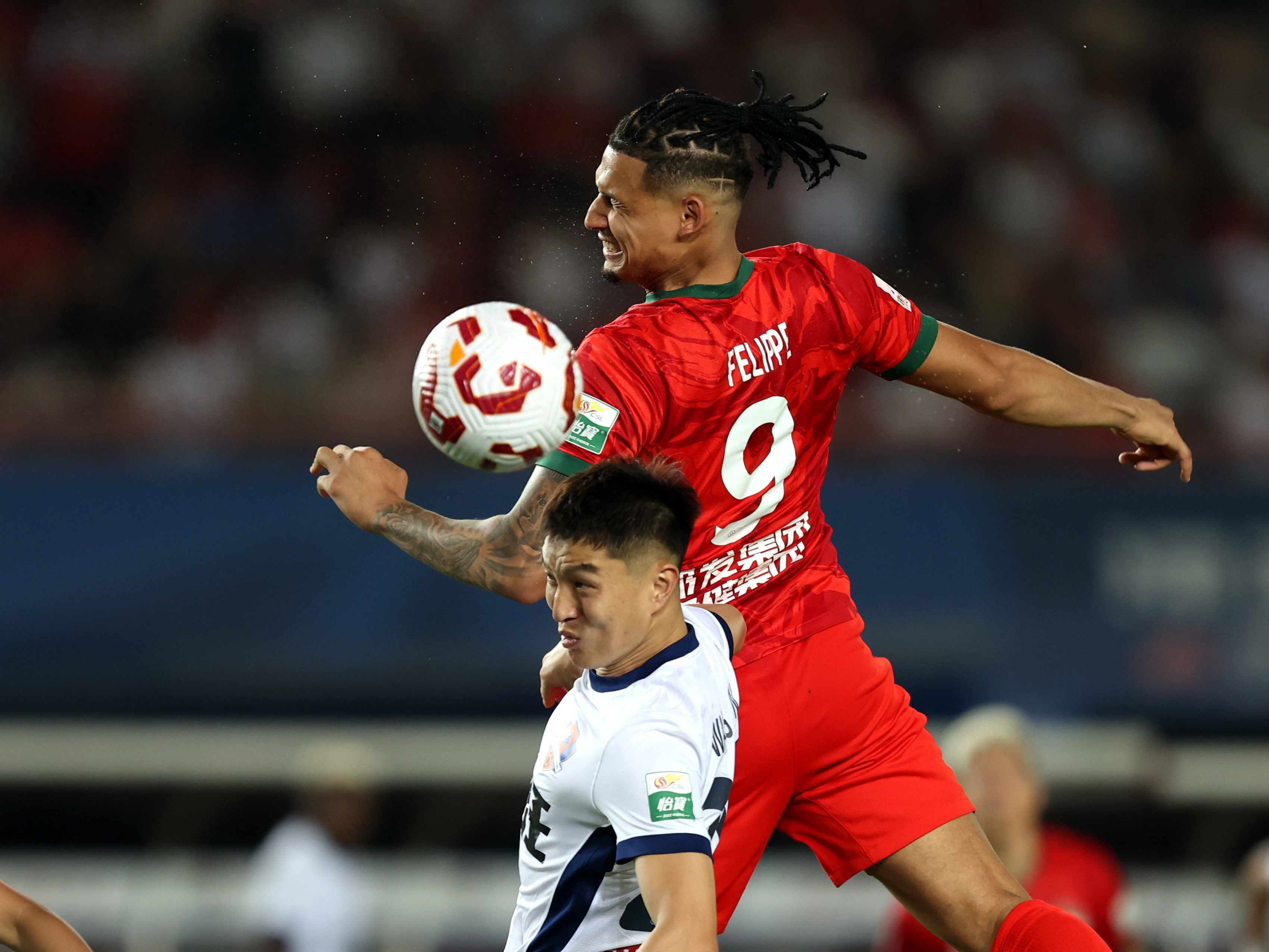 中场休息后球队冲劲十足实现逆袭 中场休息后球队冲劲十足实现逆袭