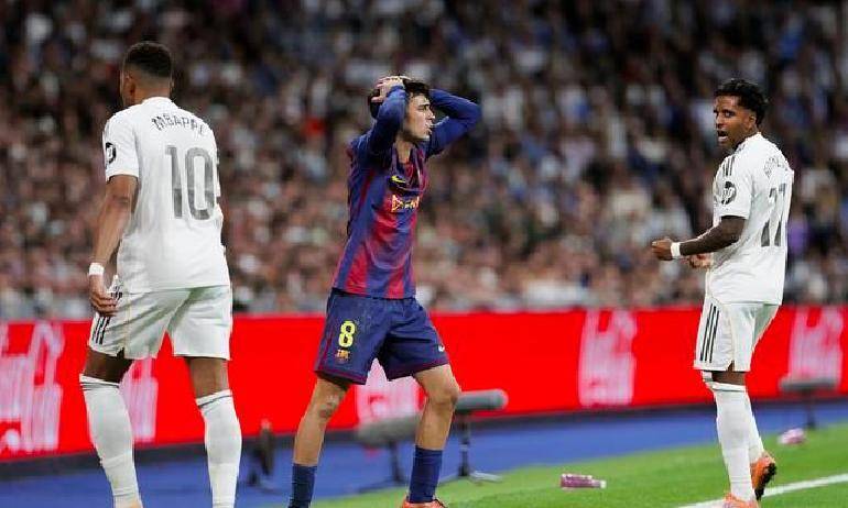 巴萨球队诡异表现，艰难晋级下一轮